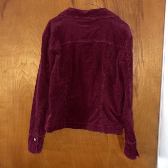 Stylish Burgundy Corduroy Button Jacket - Picture 3 of 3